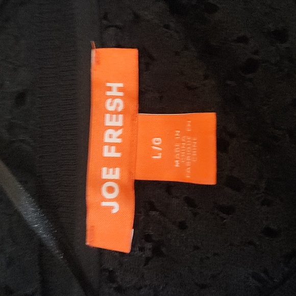 Joe Fresh Lacy Top - Picture 3 of 3